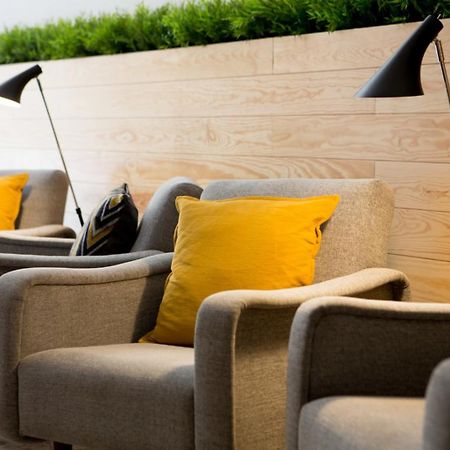 The 8 - Downtown Suites Lisboa Dış mekan fotoğraf The interior of the lounge