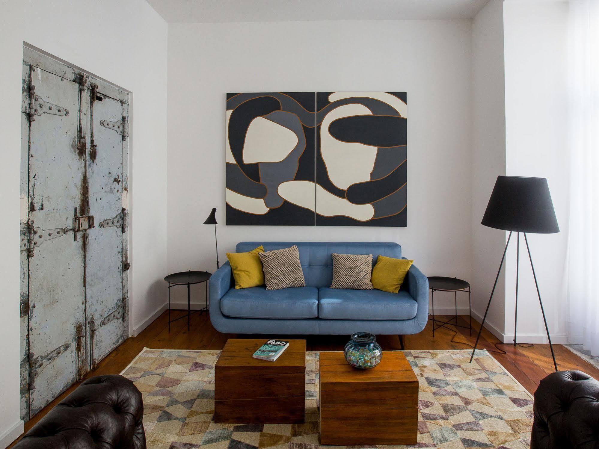 The 8 - Downtown Suites Lisboa Dış mekan fotoğraf A living room in a New York City apartment
